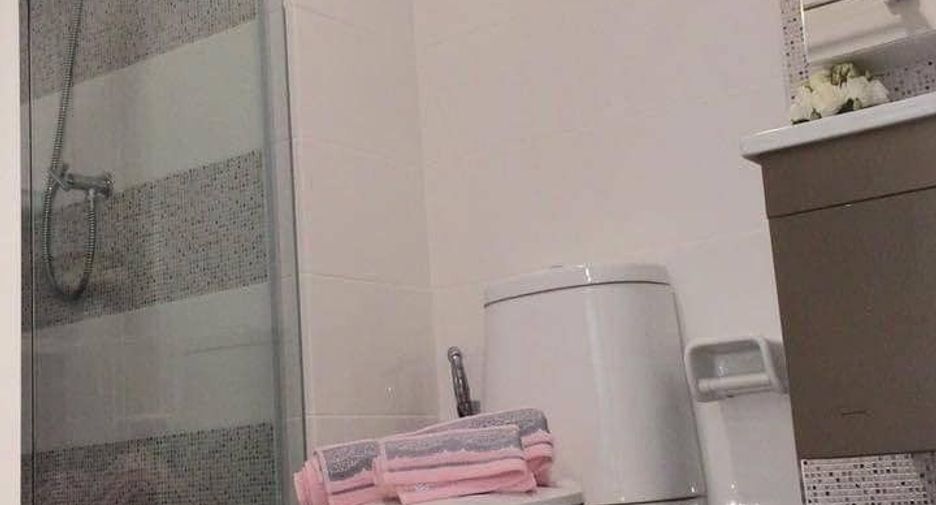 For sale 2 bedrooms condo in Phra Khanong, Bangkok