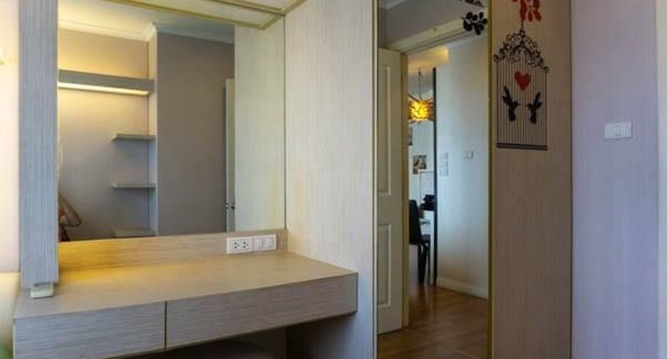 For sale 2 bedrooms condo in Yan Nawa, Bangkok