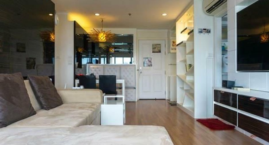 For sale 2 bedrooms condo in Yan Nawa, Bangkok