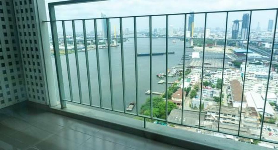 For sale 2 bedrooms condo in Yan Nawa, Bangkok