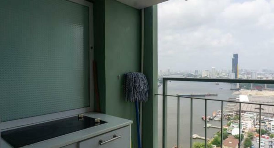 For sale 2 bedrooms condo in Yan Nawa, Bangkok