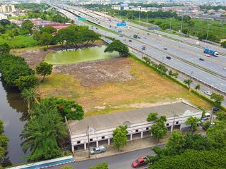 For sale land in Khan Na Yao, Bangkok