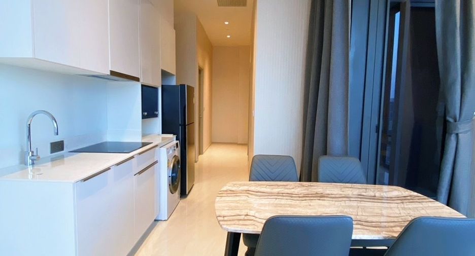 Condo en alquiler de 2 habitaciones en Bang Rak, Bangkok