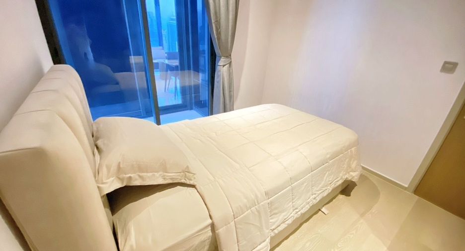 Condo en alquiler de 2 habitaciones en Bang Rak, Bangkok