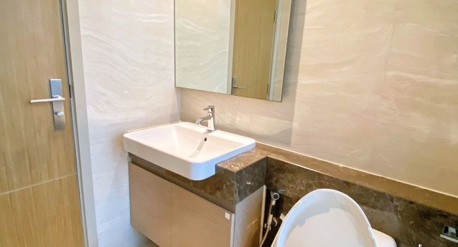Condo en alquiler de 2 habitaciones en Bang Rak, Bangkok