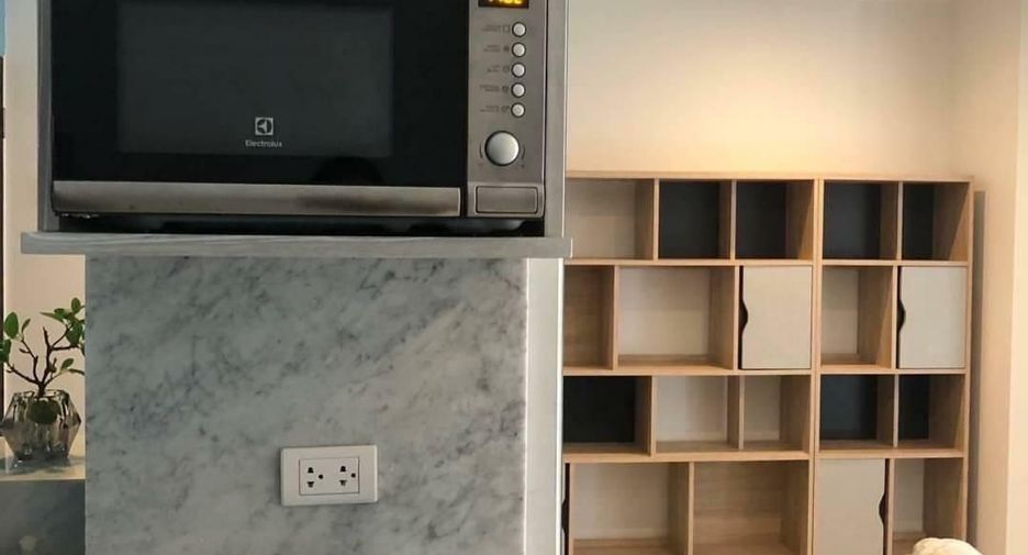 For rent 2 bedrooms condo in Mueang Phuket, Phuket
