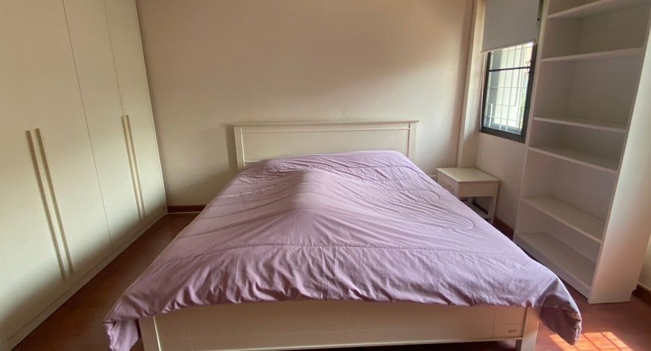 À vendre 3 chambres maison à Thung Khru, Bangkok