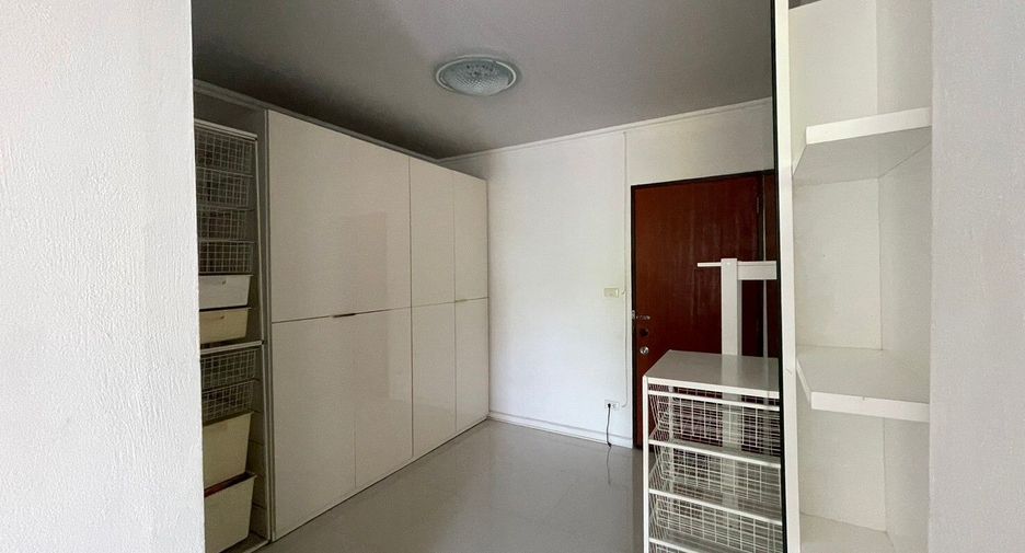 À vendre 3 chambres maison à Thung Khru, Bangkok