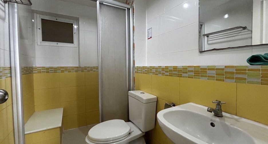 Wohnung zur Miete mit 2 Zimmer in Watthana, Bangkok