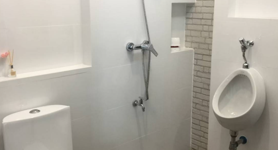 For rent 3 bedrooms condo in Bang Na, Bangkok