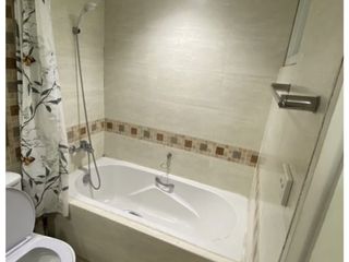 For rent 7 bedrooms townhouse in Yan Nawa, Bangkok