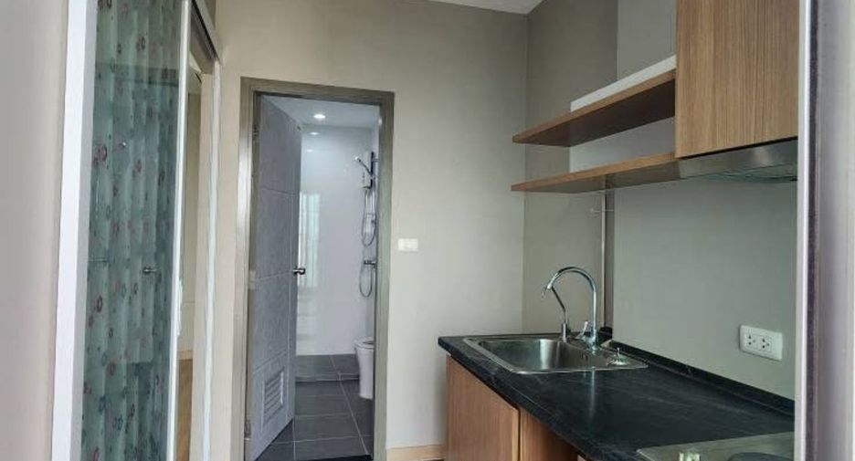 For sale 1 bed condo in Chom Thong, Bangkok
