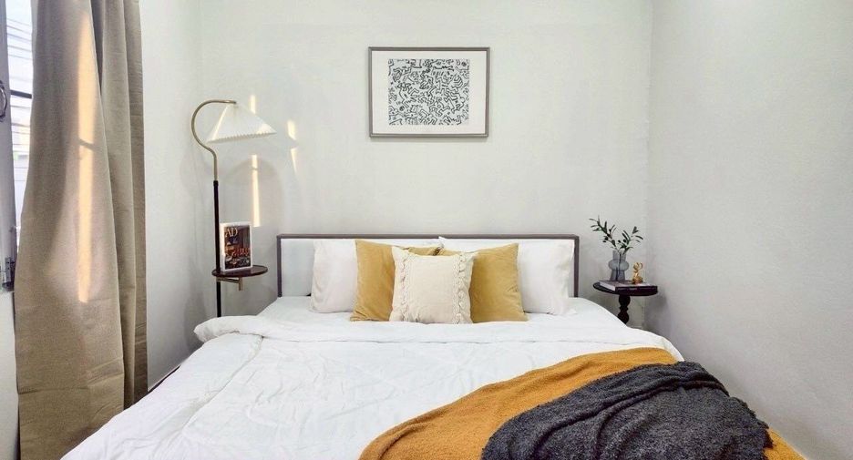 For rent 5 bedrooms house in Chatuchak, Bangkok