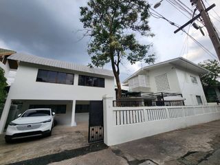 出租 5 卧室 独立屋 在 Chatuchak, 曼谷