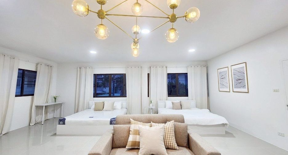 For rent 5 bedrooms house in Chatuchak, Bangkok