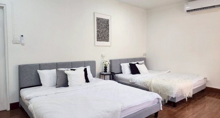 For rent 5 bedrooms house in Chatuchak, Bangkok