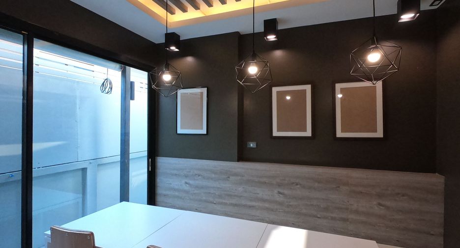 For sale and for rent 4 bedrooms house in Prawet, Bangkok