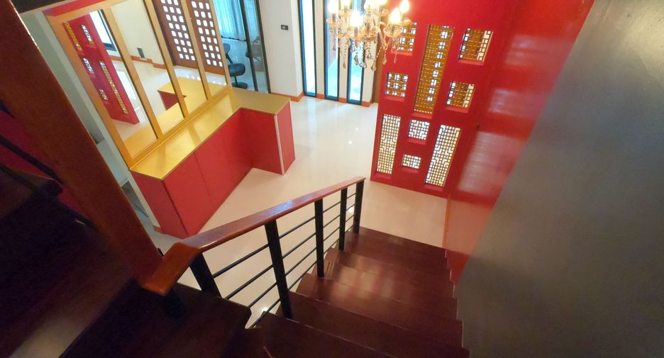For sale and for rent 4 bedrooms house in Prawet, Bangkok