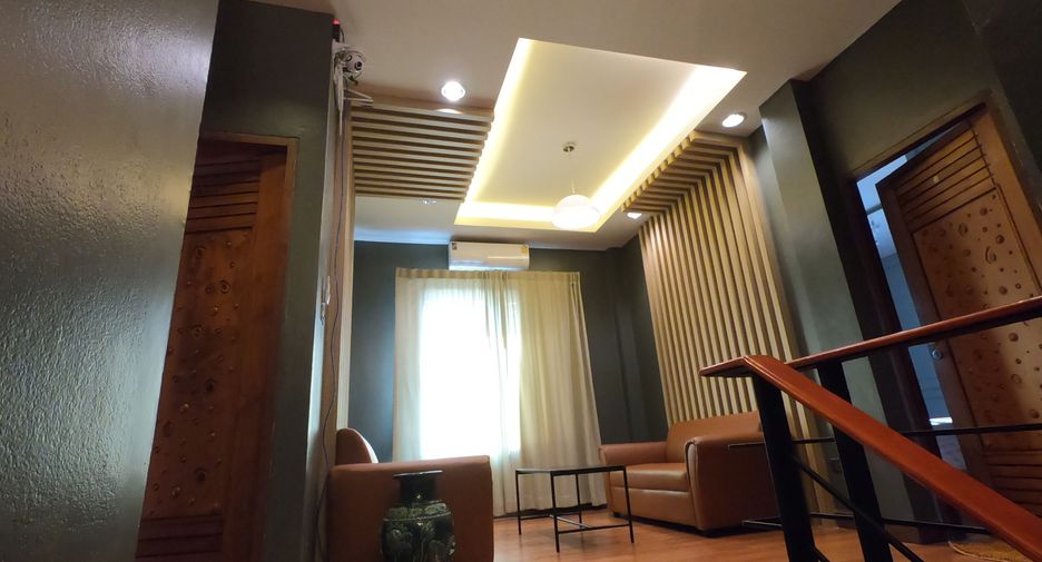 For sale and for rent 4 bedrooms house in Prawet, Bangkok