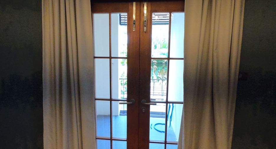 For sale and for rent 4 bedrooms house in Prawet, Bangkok