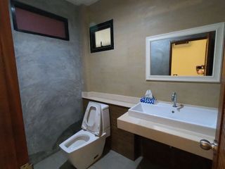 Haus zum Kauf und zur Miete mit 4 Zimmer in Prawet, Bangkok