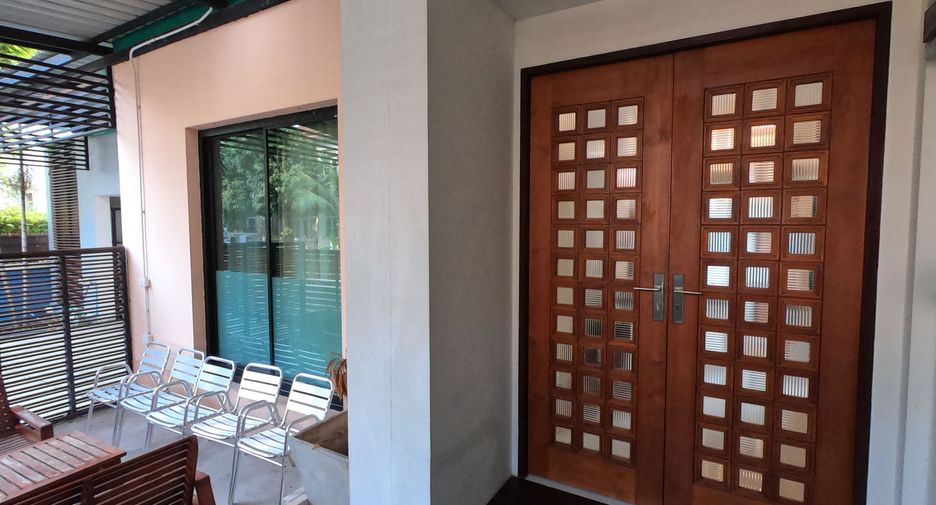 For sale and for rent 4 bedrooms house in Prawet, Bangkok