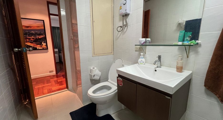 Wohnung zum Kauf mit 2 Zimmer in Watthana, Bangkok