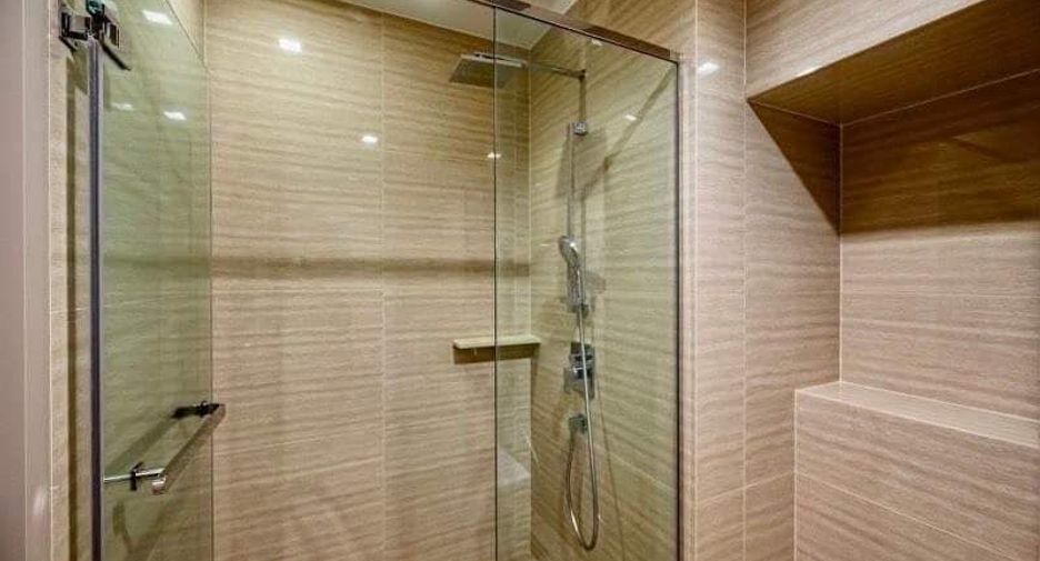 For sale and for rent 1 bed condo in Huai Khwang, Bangkok