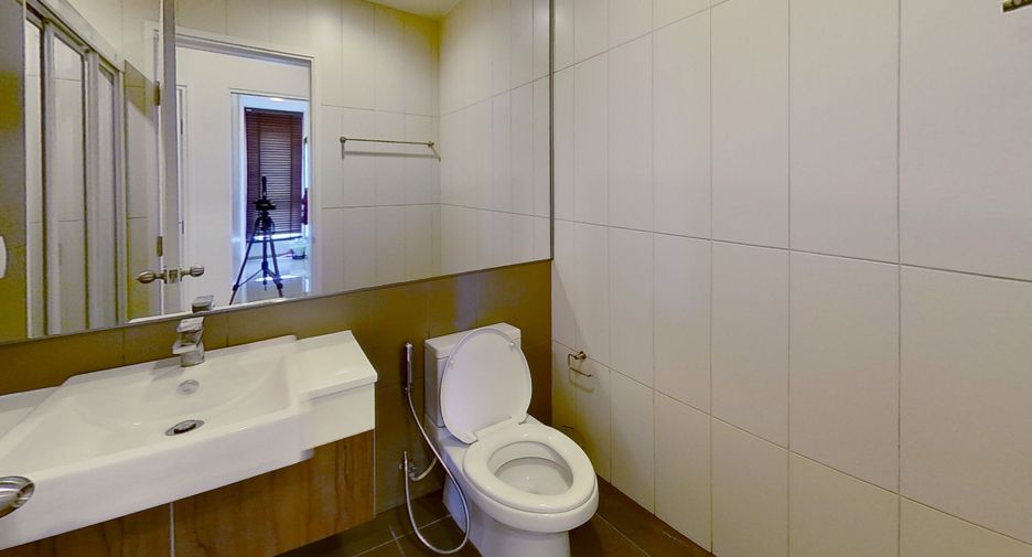 Condo en venta y en alquiler de 2 habitaciones en Huai Khwang, Bangkok