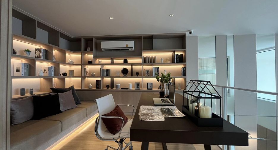 For sale 3 bedrooms townhouse in Lat Phrao, Bangkok