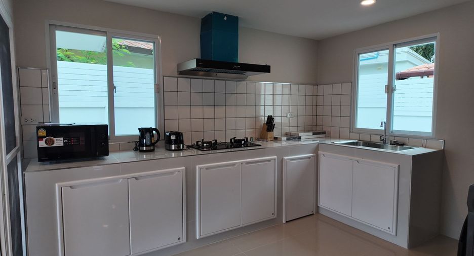 For rent 3 bedrooms house in Thalang, Phuket