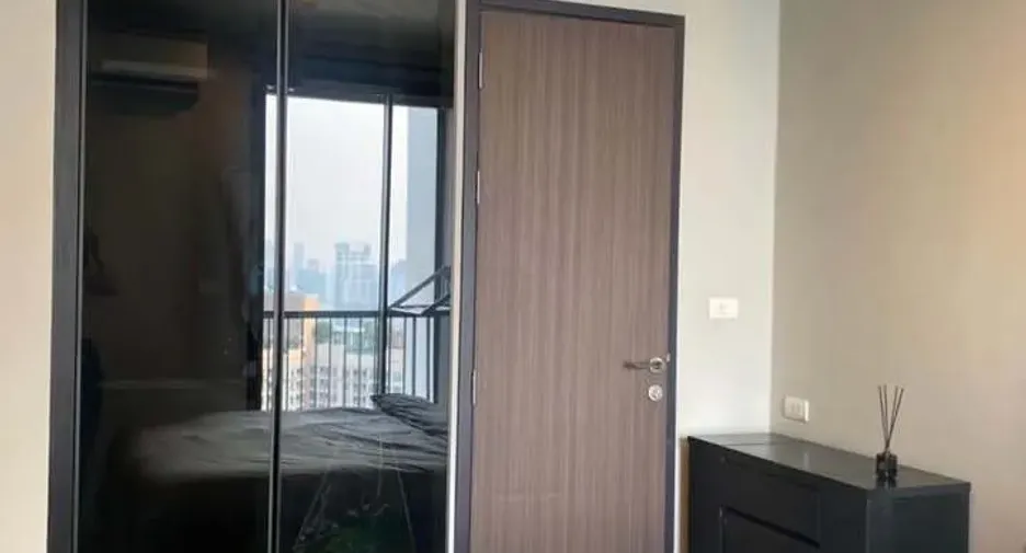 À louer 1 chambre condo à Khlong Toei, Bangkok