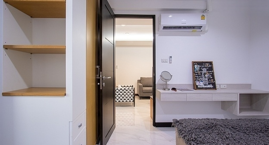 For rent 2 bedrooms apartment in Bang Na, Bangkok
