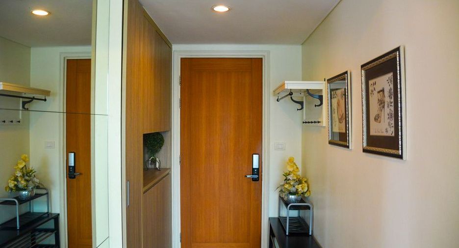 À louer 3 chambres condo à Watthana, Bangkok