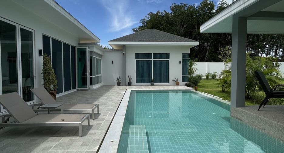 For sale 4 bedrooms villa in Thalang, Phuket