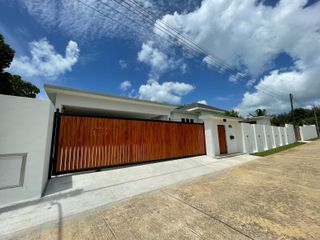 For sale 4 bedrooms villa in Thalang, Phuket