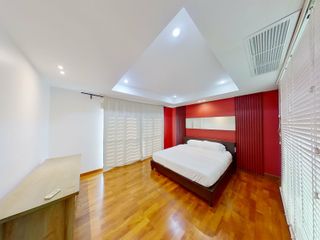 ให้เช่า 3 ห้องนอน บ้านเดี่ยว ใน วัฒนา, กรุงเทพฯ