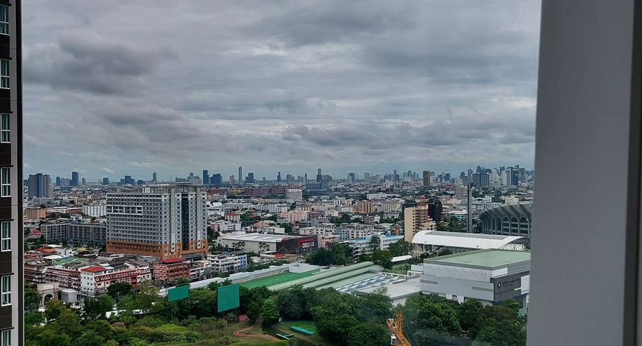 For rent 2 bedrooms condo in Bang Kapi, Bangkok
