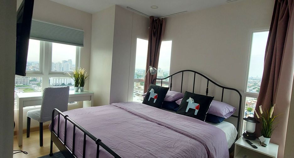 For rent 2 bedrooms condo in Bang Kapi, Bangkok