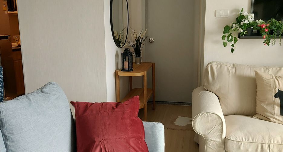 For rent 2 bedrooms condo in Bang Kapi, Bangkok