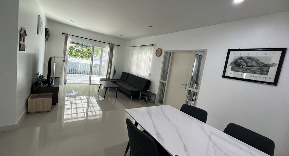 Haus zum Kauf mit 4 Zimmer in Mueang Phuket, Phuket