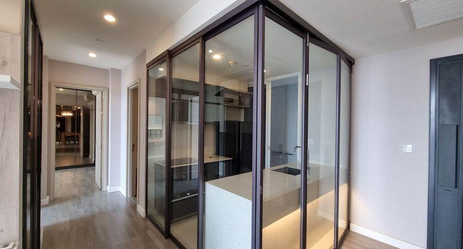 For sale and for rent 2 bedrooms condo in Sathon, Bangkok