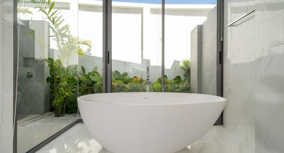For sale 4 bedrooms villa in Thalang, Phuket