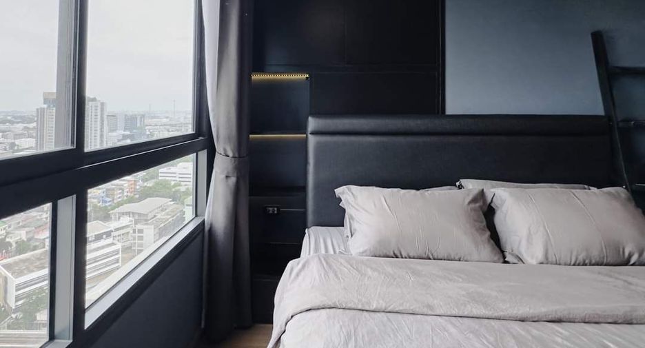 For sale 2 ベッドルーム condo in Phra Khanong, Bangkok