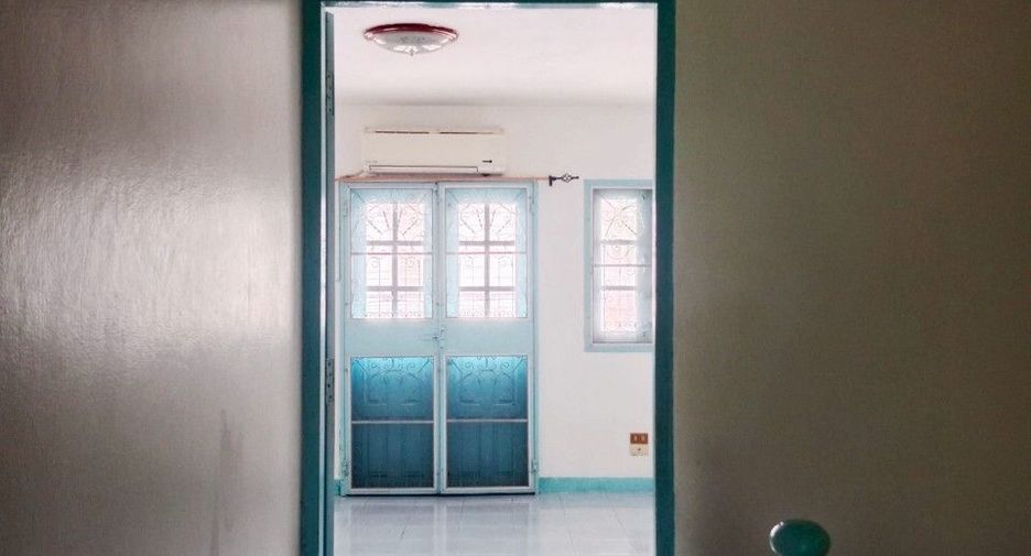For sale 2 bedrooms townhouse in Bang Na, Bangkok