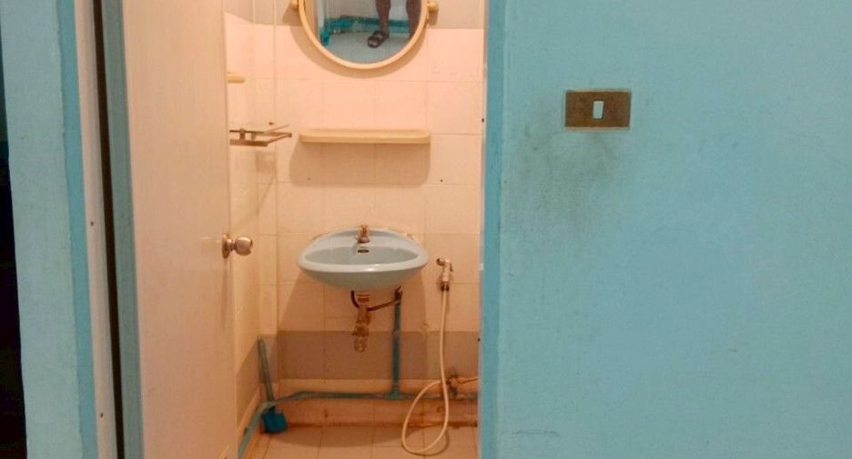 For sale 2 bedrooms townhouse in Bang Na, Bangkok