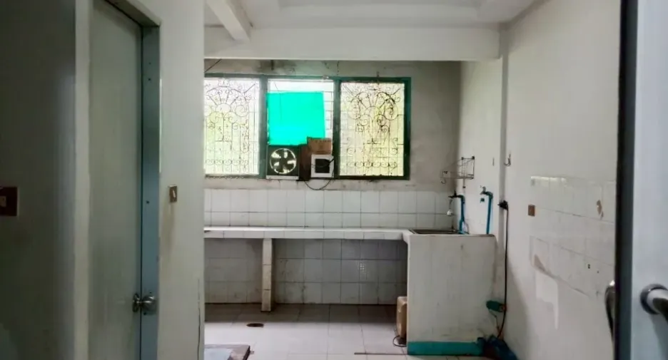 For sale 2 bedrooms townhouse in Bang Na, Bangkok
