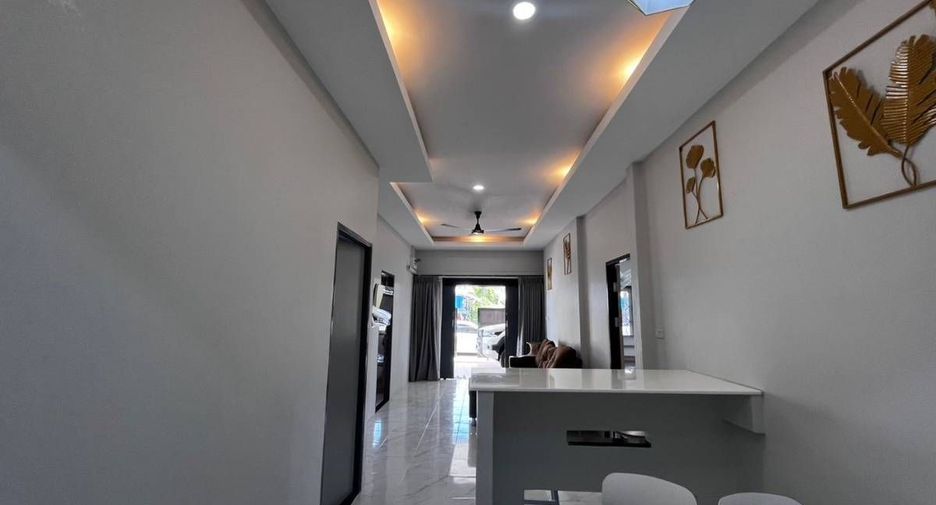Haus zur Miete mit 3 Zimmer in Mueang Phuket, Phuket