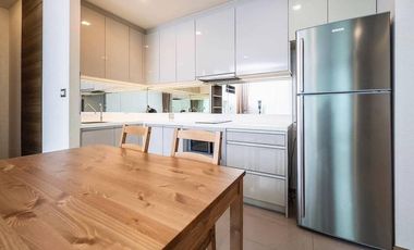 For rent 2 bedrooms condo in Sathon, Bangkok