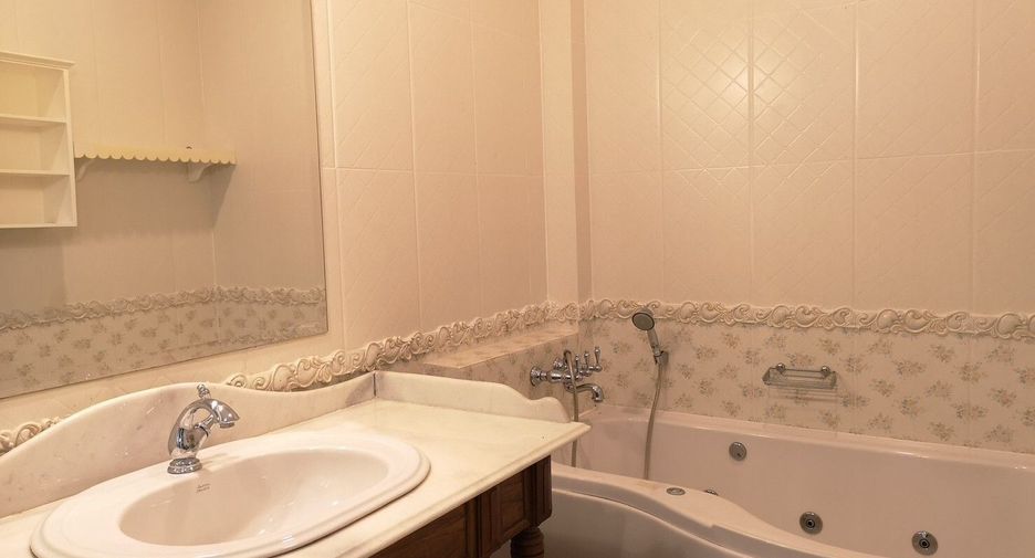 À vendre 4 chambres maison à Mueang Samut Prakan, Samut Prakan